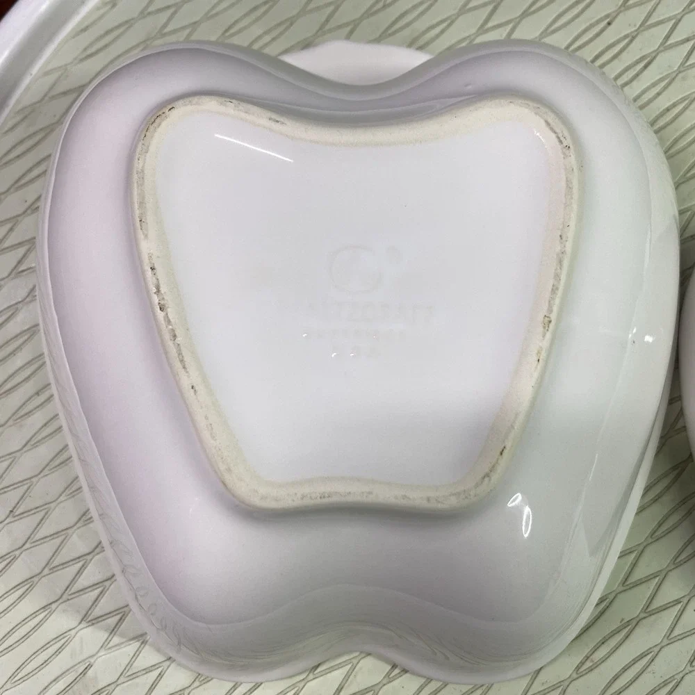 PFALTZGRAFF Vintage APPLE Shaped Set of TWO White bowls EUC‎